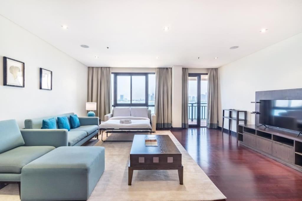 Marvelous Private Beach Apartment In Palm Dubai Within Anantara 5 Star Resort 外观 照片