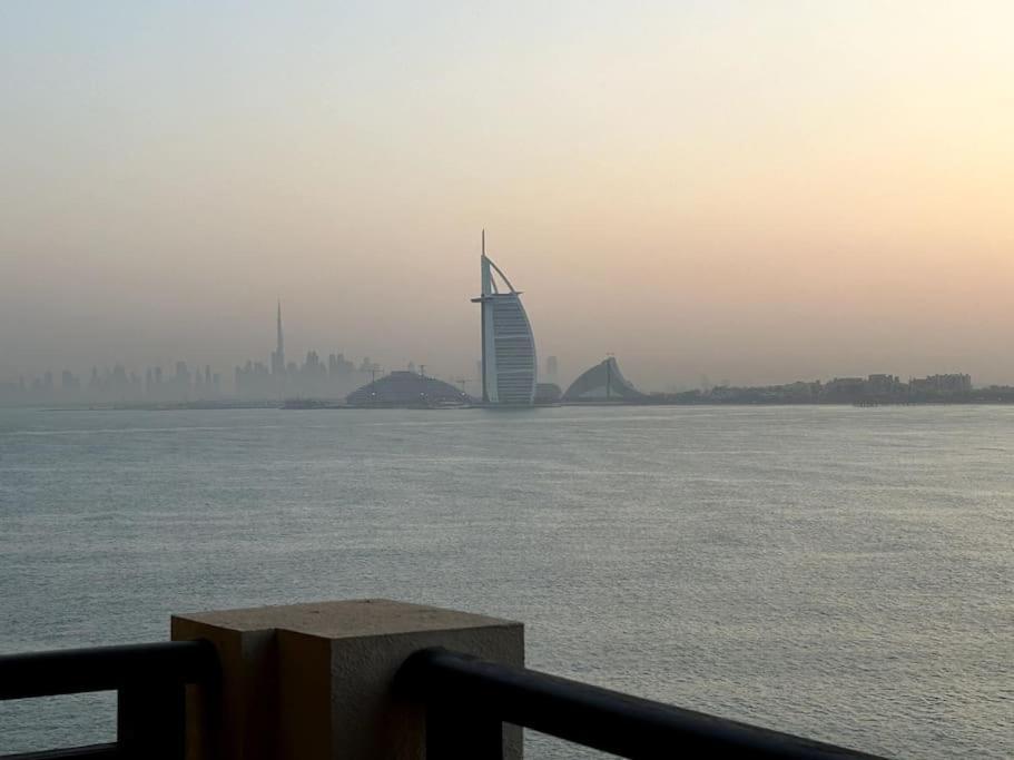 Marvelous Private Beach Apartment In Palm Dubai Within Anantara 5 Star Resort 外观 照片